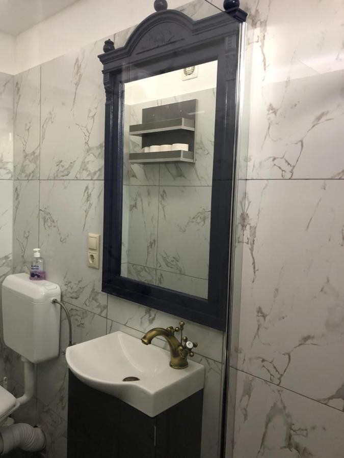 Bezso Apartman Hajdúszoboszló Extérieur photo